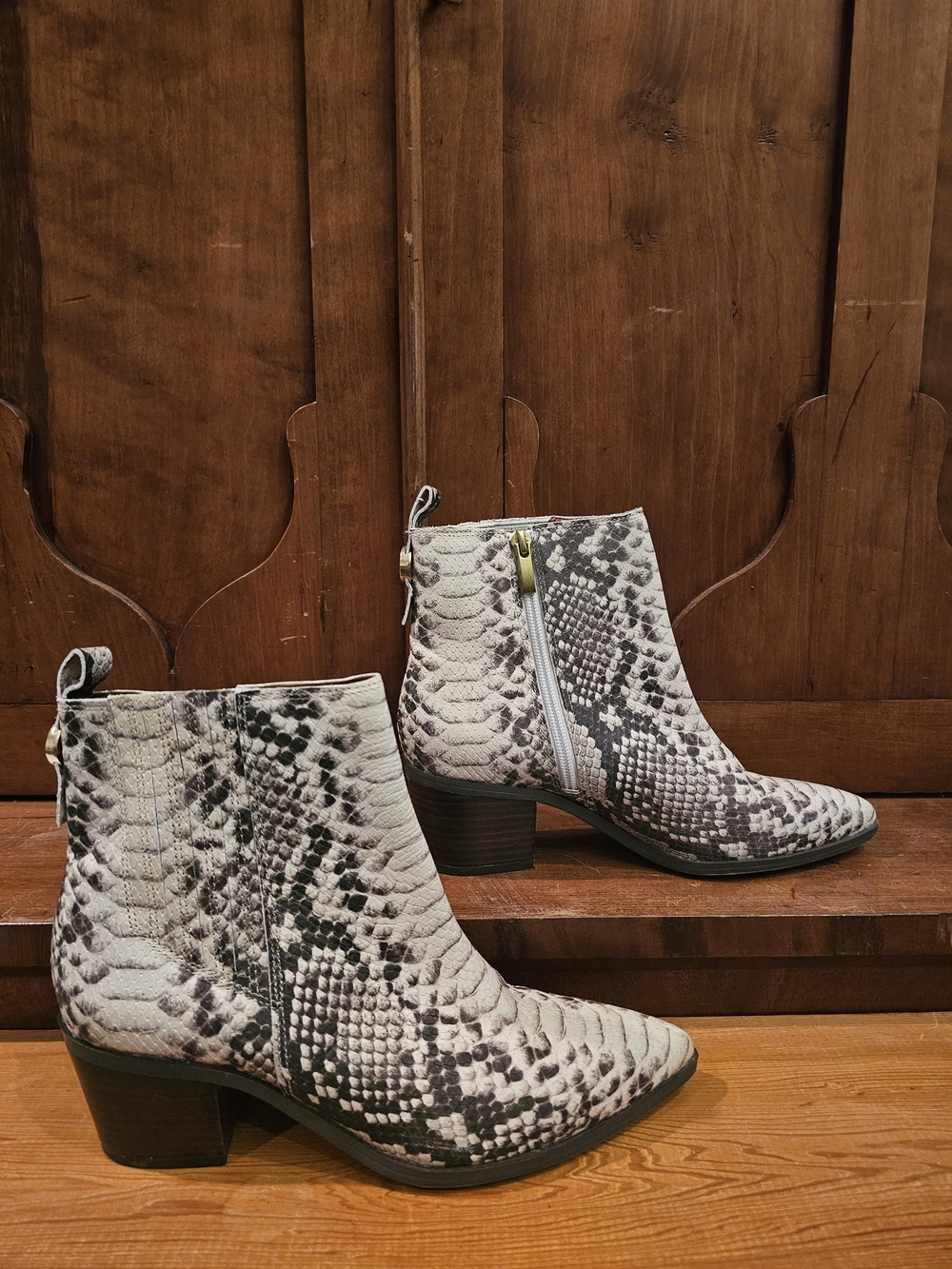Franco Sarto Western Inspired L-Shay Snake Print Leather Ankle Boots 7.5 M
